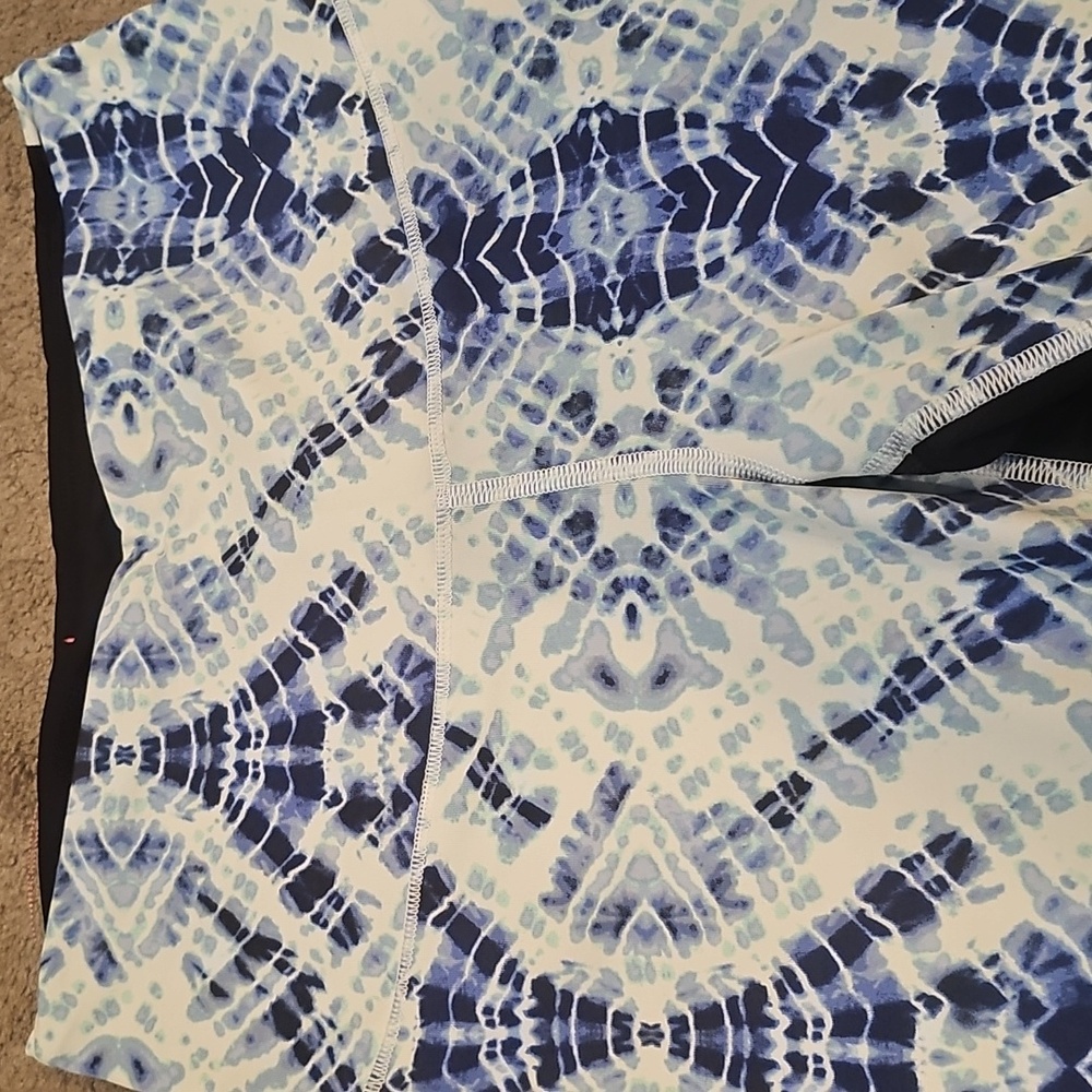 Blue Patterned Leggings - Picture 2 of 4
